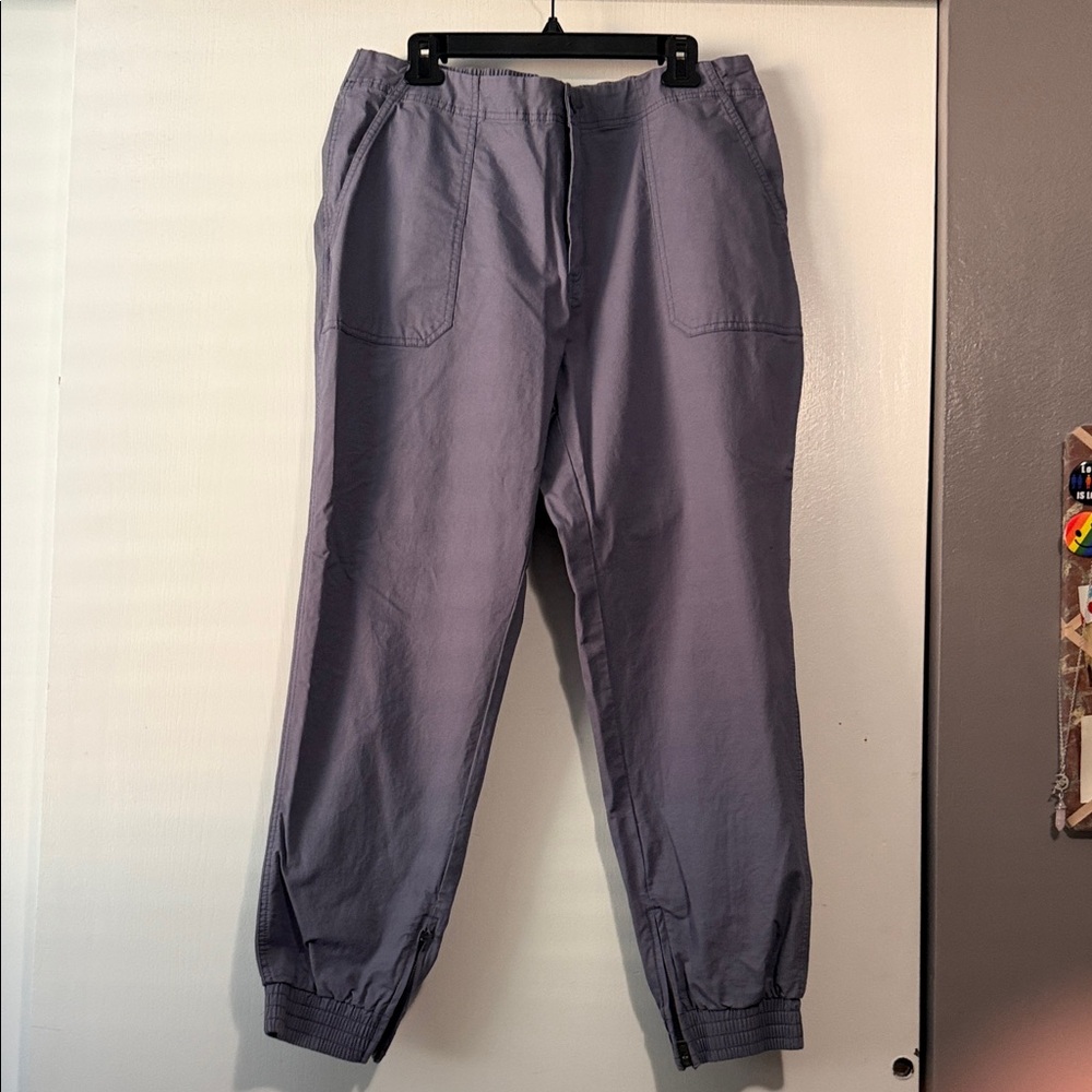 Pact Men's Gray Cargo Pants